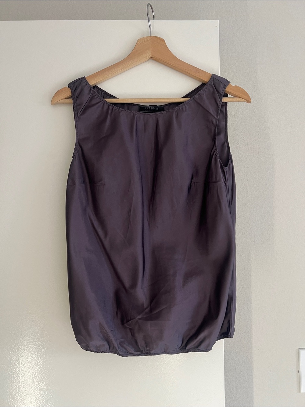 Prada Sleeveless Silk Top in Purple size s - Picture 6 of 6